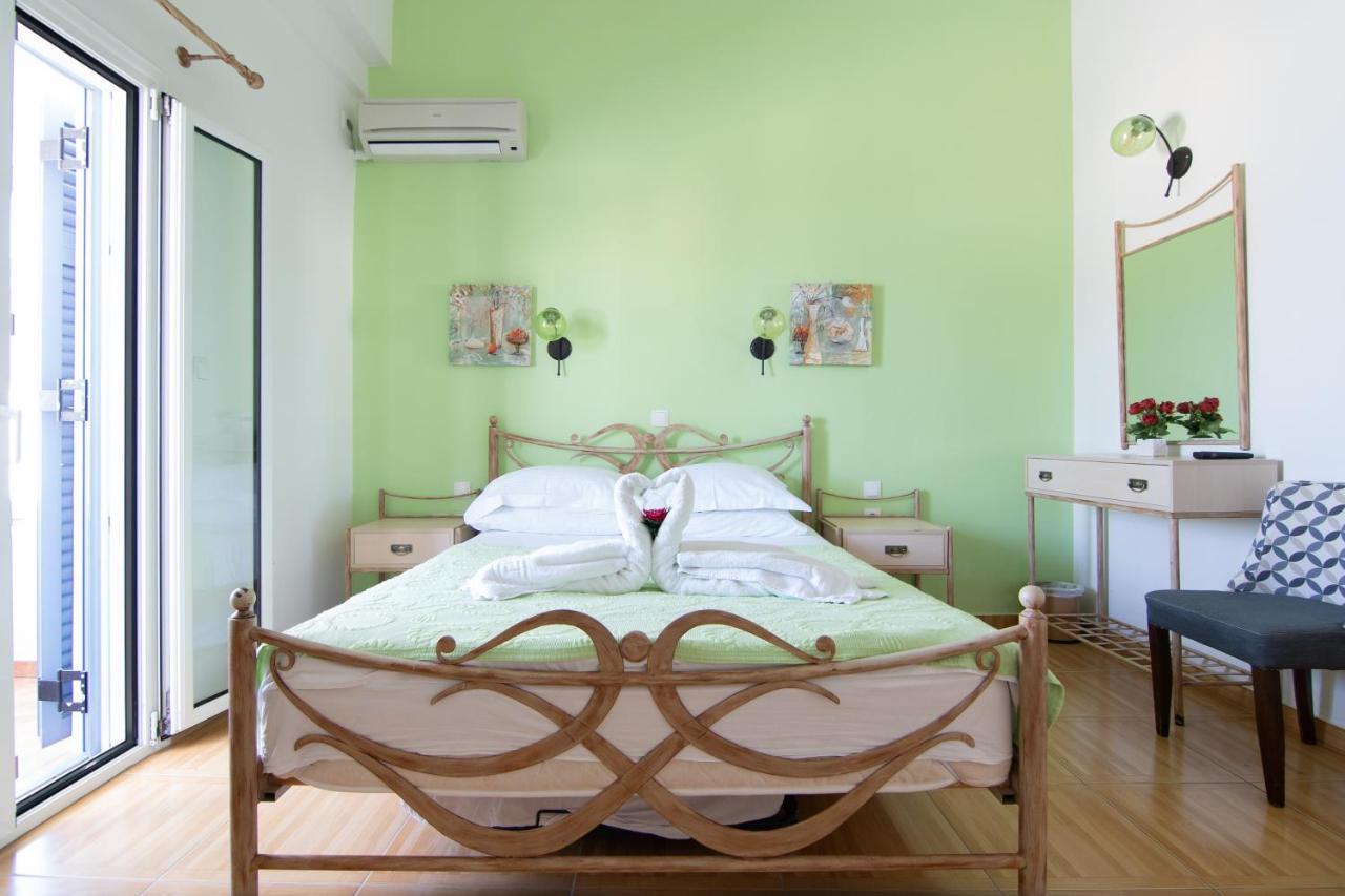 Coralli Rooms & Restaurant Elafonissos Exteriér fotografie