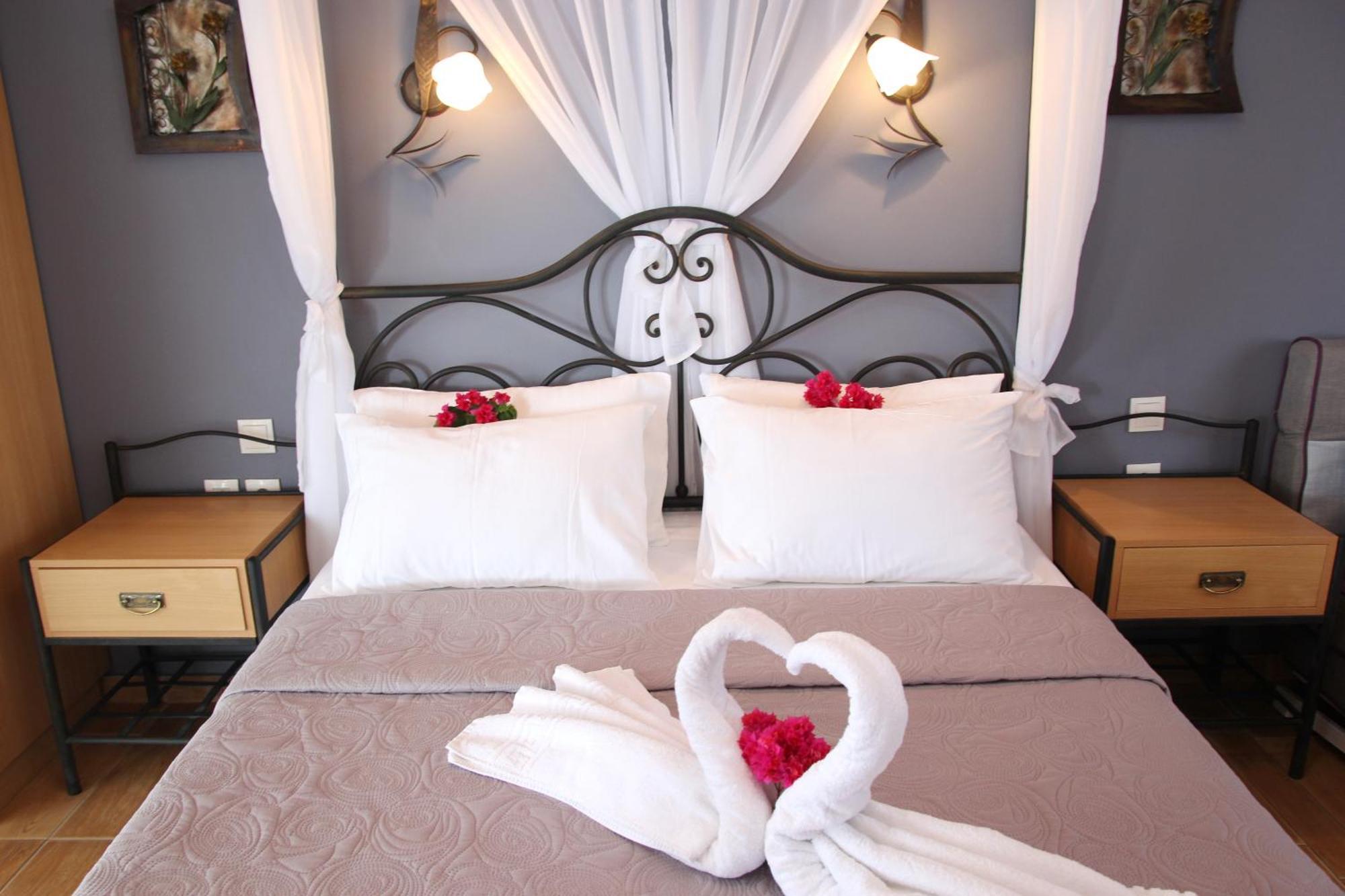 Coralli Rooms & Restaurant Elafonissos Exteriér fotografie